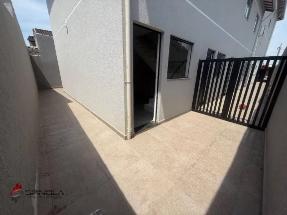 Imagem Sobrado com 2 dormitórios à venda, 57 m² por R$ 360.000,00 - Mirim - Praia Grande/SP