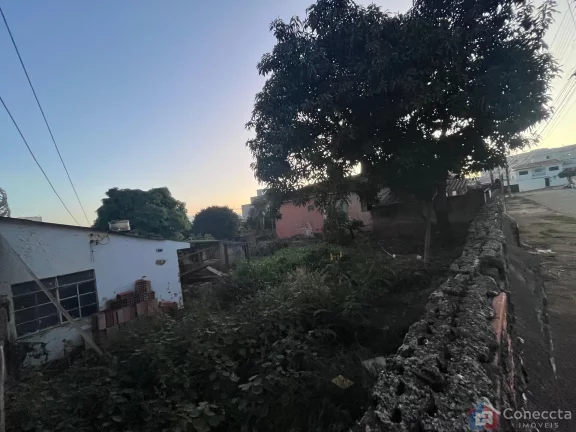 Imagem Terreno de 680 m2 no bairro São Francisco, Patos de Minas/MG
