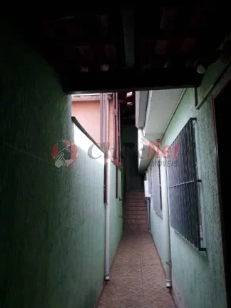 Imagem Casa assobradada para Venda com 3 dormitórios sendo 1 suíte e 2 vagas no bairro Nova Baeta em São Bernardo do Campo