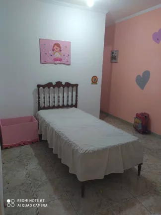 Imagem Casa Térrea 150 m² 3 Dormitórios sendo 1 Suíte e 2 vagas Estuda Permuta