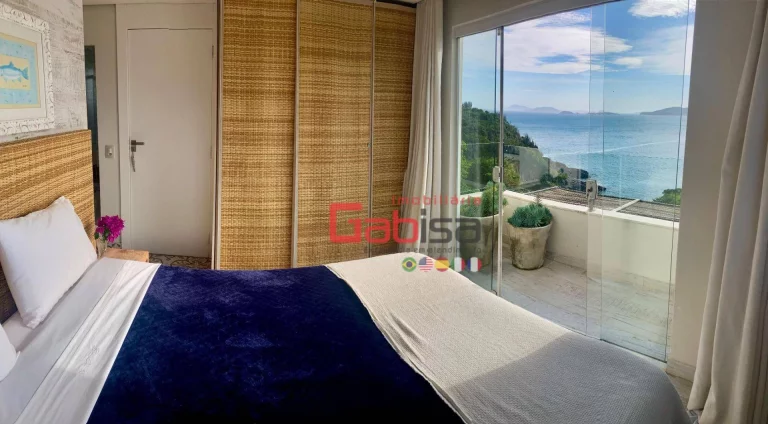 Imagem Casa com 4 dormitórios à venda, 250 m² por R$ 5.830.000,00 - Ferradurinha - Armação dos Búzios/RJ