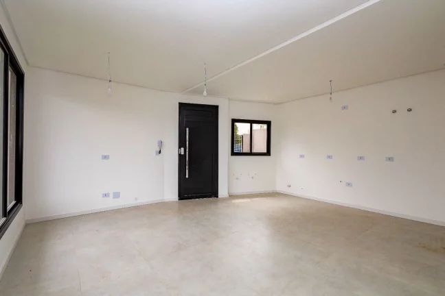 Imagem Sobrado com 3 Suítes, 2 vagas, churrasqueira à venda, 190 m² por R$ 1.304.680 - Vista Alegre - Curitiba/PR