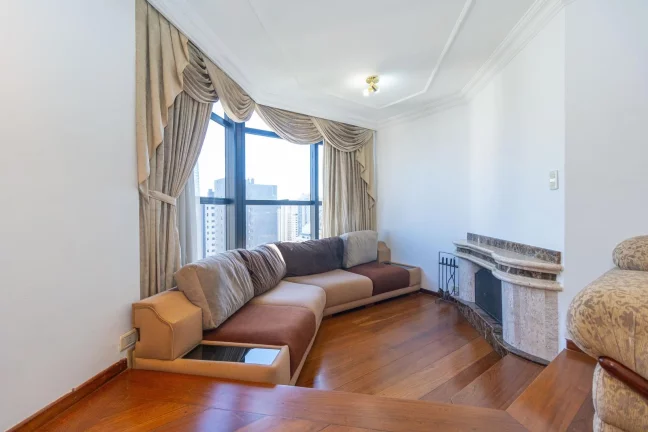 Imagem Apartamento de 4 quartos no bairro Água Verde