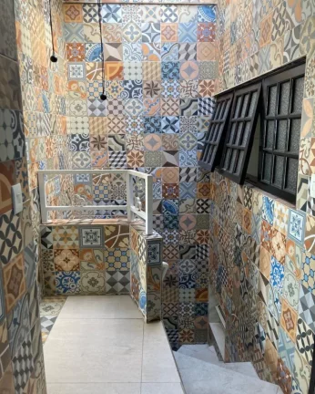 Imagem Sobrado 4 Dorm. (3 suítes) Escritório Elevador Salão de festas Churrasqueira