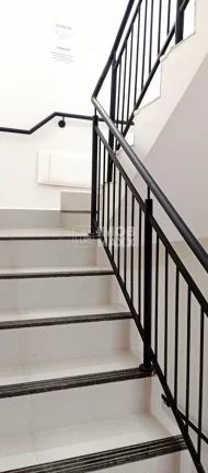 Imagem 1 QUARTO/ ACABAMENTO EM PORCELANATO/NOVO