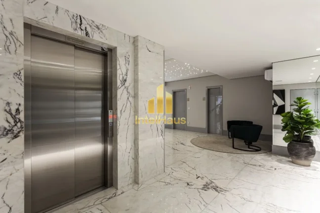 Imagem Descubra o Paraíso Urbano no Edifício Ocean Breeze: Luxo Exclusivo em Balneário Camboriú!
Imagin...