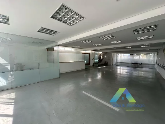 Imagem Prédio Comercial com 5 andares em Vila das Mercês, São Paulo/SP