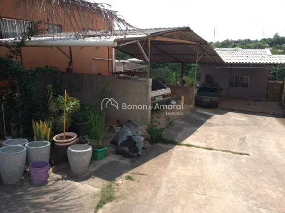 Imagem Características do Imóvel:

Área Total: 1.150 m²
Frente: 22 m
Área Construída: Aproximadamente...