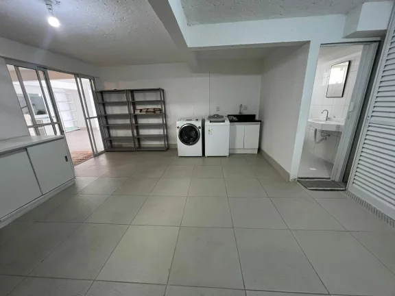 Imagem Casa 3 dormitórios(3 S), 514m2, 04 vagas - Alto dos Ingleses - Florianópolis/SC