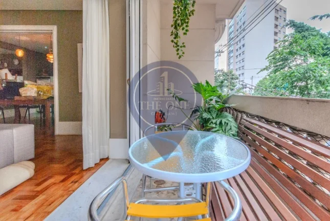 Imagem Apartamento de Luxo à Venda em São Paulo - Bela Vista 5 Quartos, 5 Suítes, 2 Salas, 6 Banheiros, 2 Vagas de Garagem 341m²