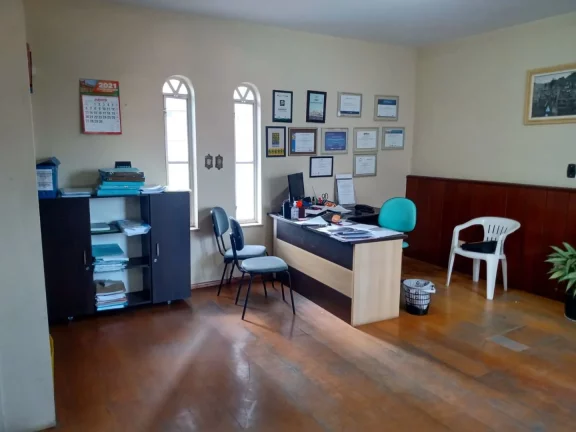 Imagem Sobrado com 2 dormitórios à venda, 356 m² por R$ 1.000.000,00 - Centro - Poá/SP