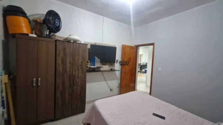 Imagem Casa para Venda em Cidade Ocidental, Centro, 2 dormitórios, 1 suíte, 2 banheiros, 2 vagas