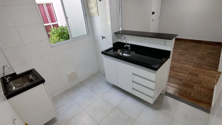 Imagem Apartamento com 2 dormitórios à venda, 39 m² por R$ 212.000,00 - Centro (Cotia) - Cotia/SP
