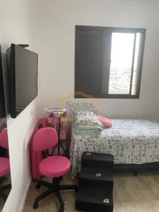 Imagem Apartamento com 3 dormitórios, sendo 1 suíte, 80m² de área útil, 1 vaga de garagem e um depósi...