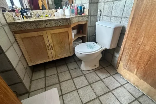 Imagem Apartamento para Venda em Rio de Janeiro, Barra da Tijuca, 4 dormitórios, 1 suíte, 3 banheiros, 2 vagas