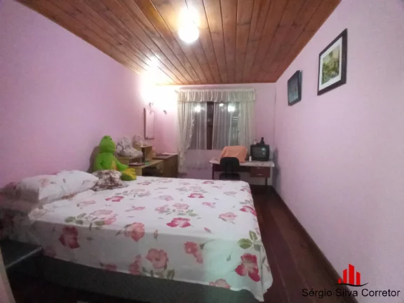Imagem Casa Com 06 Dormitórios a Venda, Por R$ 850.000,00 na Região de Abernéssia.