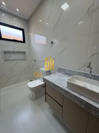 Imagem Casa com 3 quartos no Bairro Ilda, em terreno com 384m² com 207,2m² de área construída possui:- ...