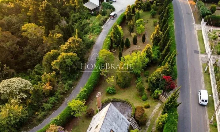 Imagem Chalé à venda, com 2 quartos, 1700m2