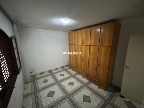 Imagem Casa térrea , bem localizada com potencial de reforma
