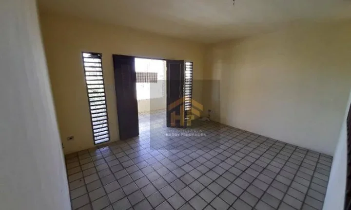 Imagem Casa com 08 quartos, localizada em Fragoso, Olinda - Pernambuco