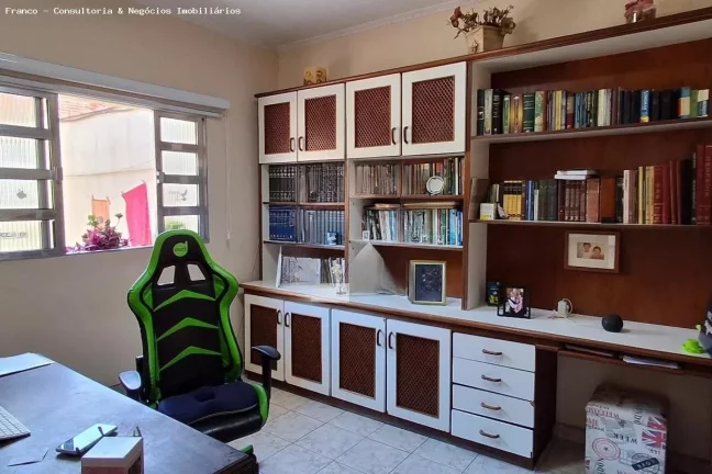 Imagem Sobrado para Venda em São Bernardo do Campo, Rudge Ramos, 5 dormitórios, 1 suíte, 4 banheiros, 5 vagas