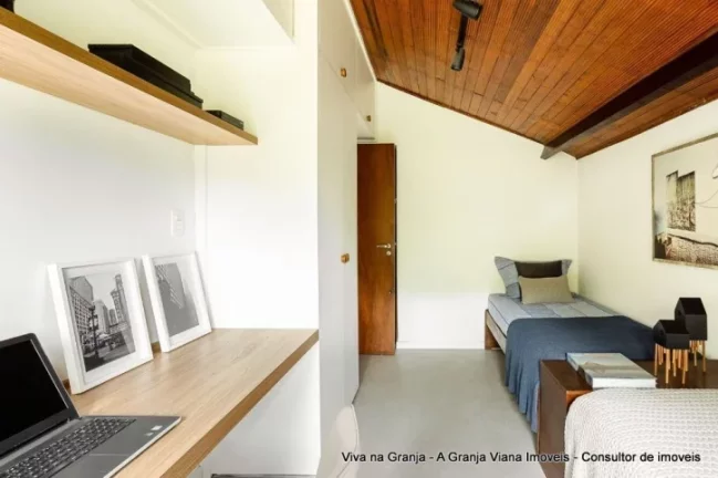 Imagem VISTA PRIVILEGIADA - Casa térrea, muito bem dividida e construída.