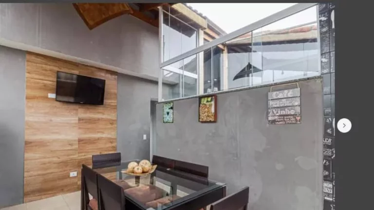 Imagem Cobertura Mobiliada 46 m²+46m² com 2 Dormitórios e 1 Vaga de Garagem