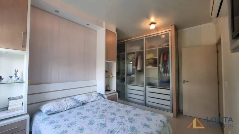 Imagem Apartamento de 3 quartos sendo 1 suíte à VENDA no Bom Abrigo, Florianópolis/SC