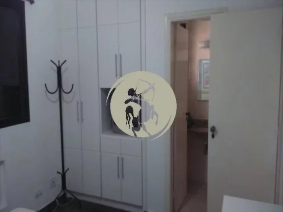 Imagem O APTO TEM 60 M2 E 104,05 M2 DE ÁREA ÚTIL, FICA DE FUNDOS COM SEM REFORMAS. DOIS DORMITÓRIOS SEND...