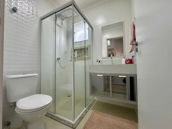 Imagem Apartamento com 2 dormitórios sendo 1 suíte e 1 vaga em Gravatá Navegantes/SC