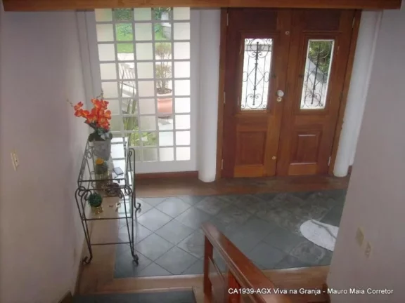 Imagem Casa com 3 dormitórios à venda, 310 m² por R$ 1.500.000,00 - Granja Viana - Carapicuíba/SP