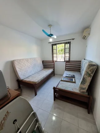 Imagem Excelente casa no centro de Maricá