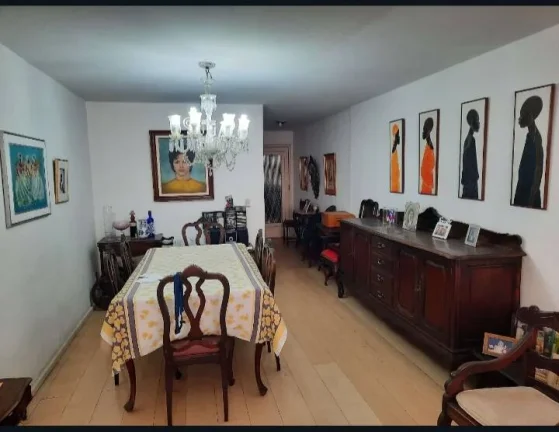 Imagem Vendo na quadra da praia Domingos Ferreira de Fundos sala, 3 quartos .
