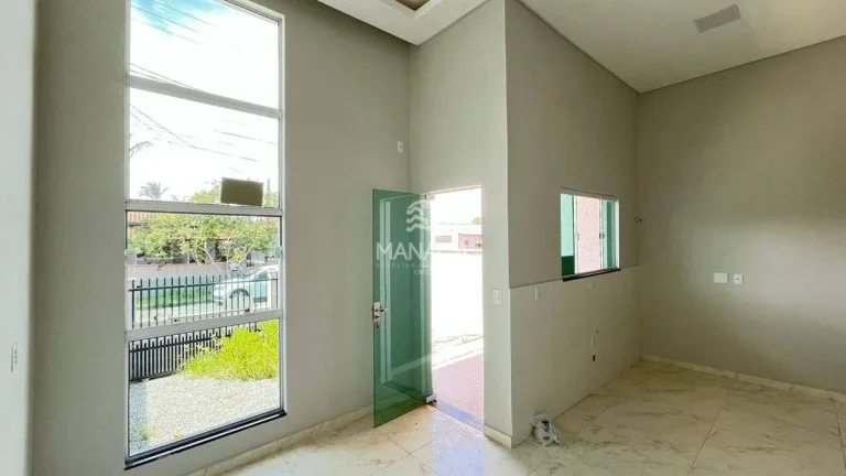 Imagem Casa Geminada, 2 quartos, ótimo acabamento São Cristóvão