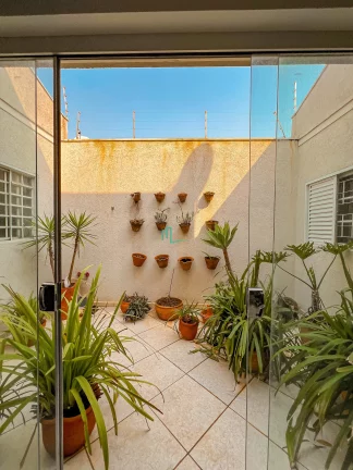 Imagem CASA TÉRREA À VENDA NO PRIMO MENEGHETTI