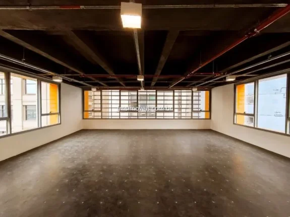 Imagem Conjunto comercial mobiliado com 215m² próximo à Av. Paulista
