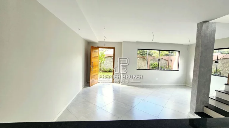 Imagem Casa à venda, 116 m² por R$ 690.900,00 - Nossa Senhora de Fátima - Teresópolis/RJ