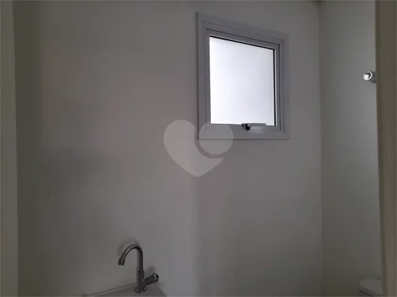 Imagem Sobrado à venda com 2 quartos, sendo 2 suítes, em Butantã, São Paulo - SP