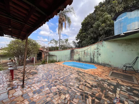 Imagem Casa à Venda no Bairro Nossa Senhora de Fátima – 3 Quartos, Área Gourmet e 400 m² de Terreno! R$ 380 mil