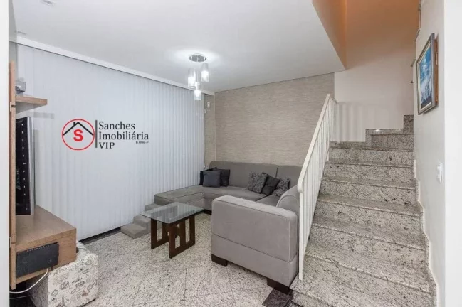Imagem Sobrado Residencial ,rua tranquila, com boa vizinhança, ao lado de uma praça arborizada, a Casa ?(C) confortável e todos os cômodos bem espaçosos. E, ai