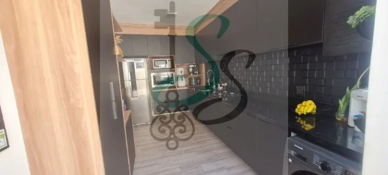 Imagem Oportunidade única: Casa térrea em condomínio no Balneário Tropical em Paulínia-SP, 2 quartos, 1 sala, 1 banheiro, 2 vagas de garagem, 78,40 m² de área. Venha viver com conforto e segurança!