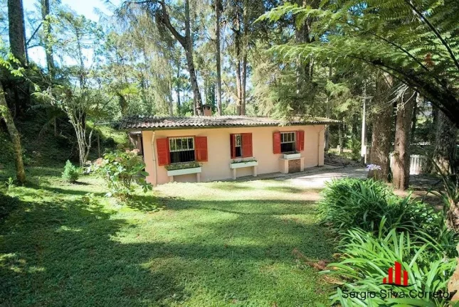 Imagem Casa a Venda Na Região do Chantal, em Campos do Jordão.