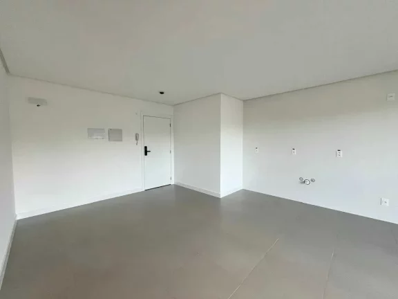 Imagem Apartamento sem mobilia com 2 dormitórios sendo 2 suítes e 2 vagas de garagem em Itajaí/SC