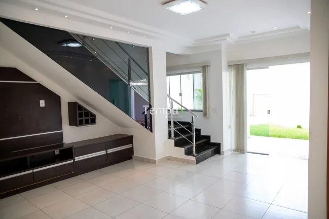 Imagem Casa Sobrado em Parque das Amendoeiras, Goiânia/GO
