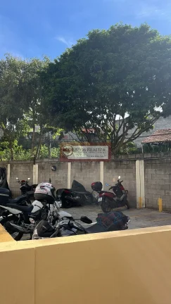 Imagem .Vendo Oportunidade no Guarapiranga. Apartamento 64m2. Com 2 Dormitorios, 1 Vaga para carro e moto, segurança 24h. Entrada Facilitada, Direto com o Proprietário, valor de super oportunidade. R$: 150K e parcelas de R$: 270,00.
