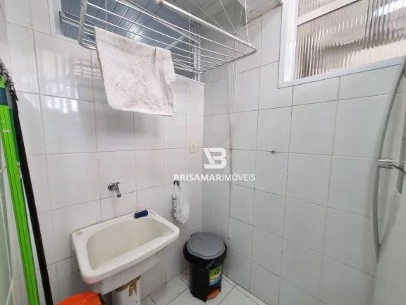 Imagem PITANGUEIRAS- UMA QUADRA DA PRAIA , LOCALIZAÇÃO ESPETACULAR , GARAGEM DEMARCADA