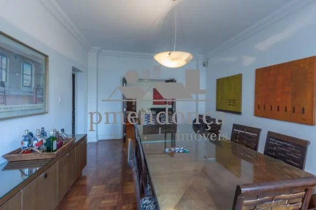 Imagem Apartamento com 278m², localizado na Rua Sabará esquina com Av Higienópolis.