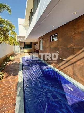 Imagem Casa à venda no Aplhaville com 4 suítes, sendo dois com banheira