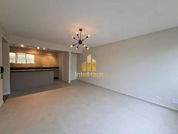 Imagem Apresentamos um excelente apartamento totalmente reformado e pronto para morar no bairro Água Verde...