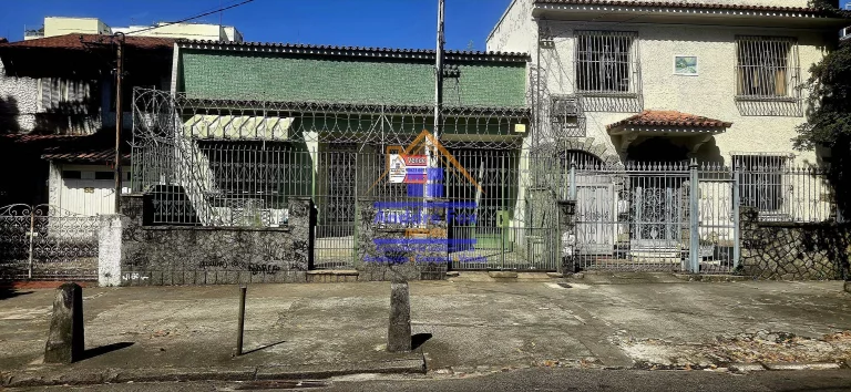 Imagem Casa com 2 salas, varanda, 3 quartos, copa coz., depend., a de serv., quintal, vaga 3 carros, à venda, 185 M², por R$ 1.300.000 – Grajaú - Rio de Janeiro / RJ.